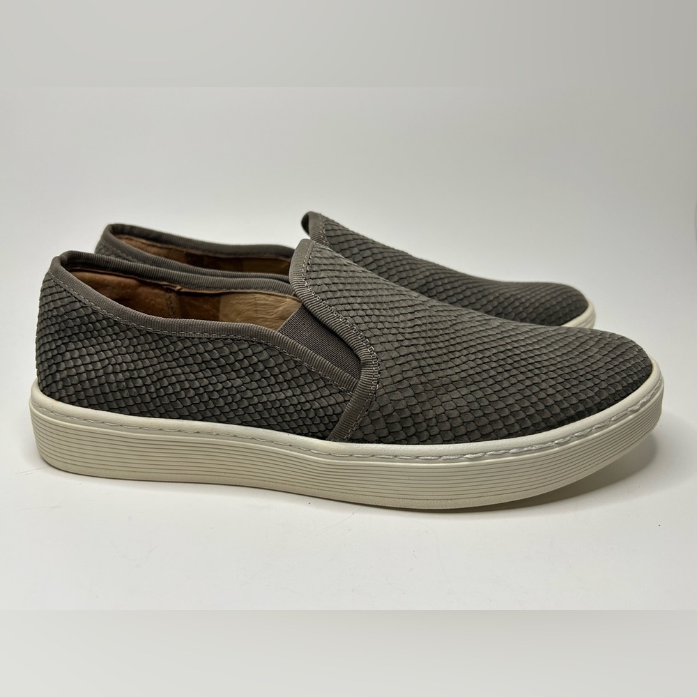 Sofft Grey Snake Print Leather Upper Casual Slip On Sneaker Size 9.5M